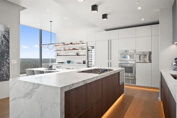 $3,500,000 | 210 Lavaca Street, Unit 2301, Austin, TX 78701