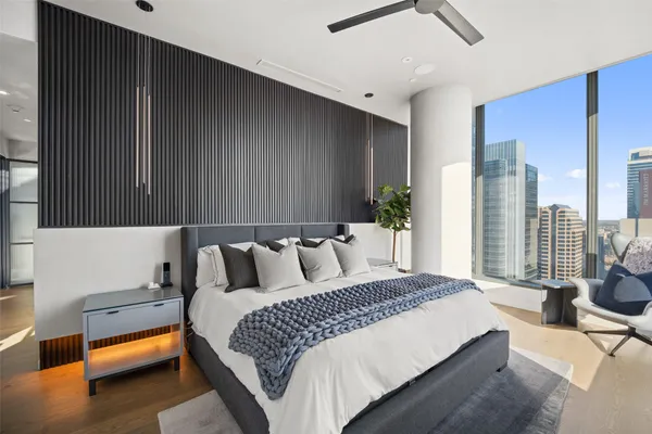 $3,500,000 | 210 Lavaca Street, Unit 2301, Austin, TX 78701