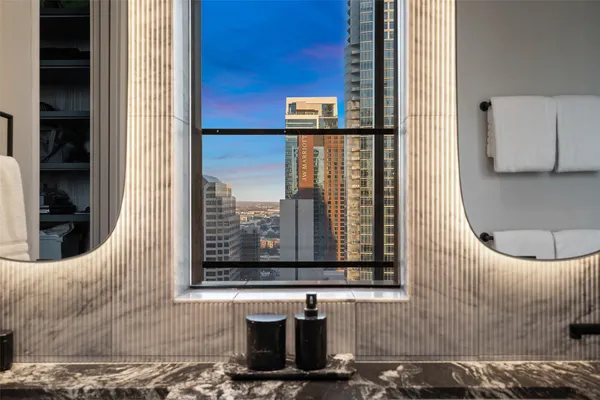 $3,500,000 | 210 Lavaca Street, Unit 2301, Austin, TX 78701