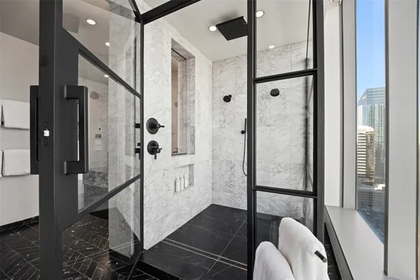 $3,500,000 | 210 Lavaca Street, Unit 2301, Austin, TX 78701