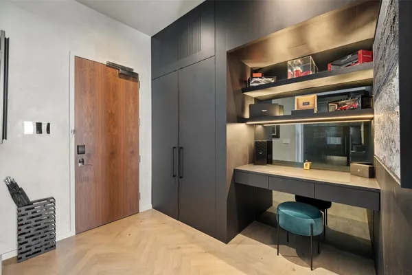 $3,500,000 | 210 Lavaca Street, Unit 2301, Austin, TX 78701