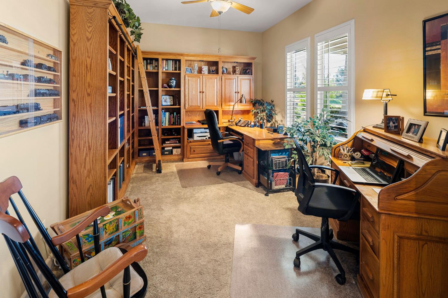 2005 Deep Springs Lane Lincoln, CA 95648 - Photo 26 of 41 Den / Office faces front of House