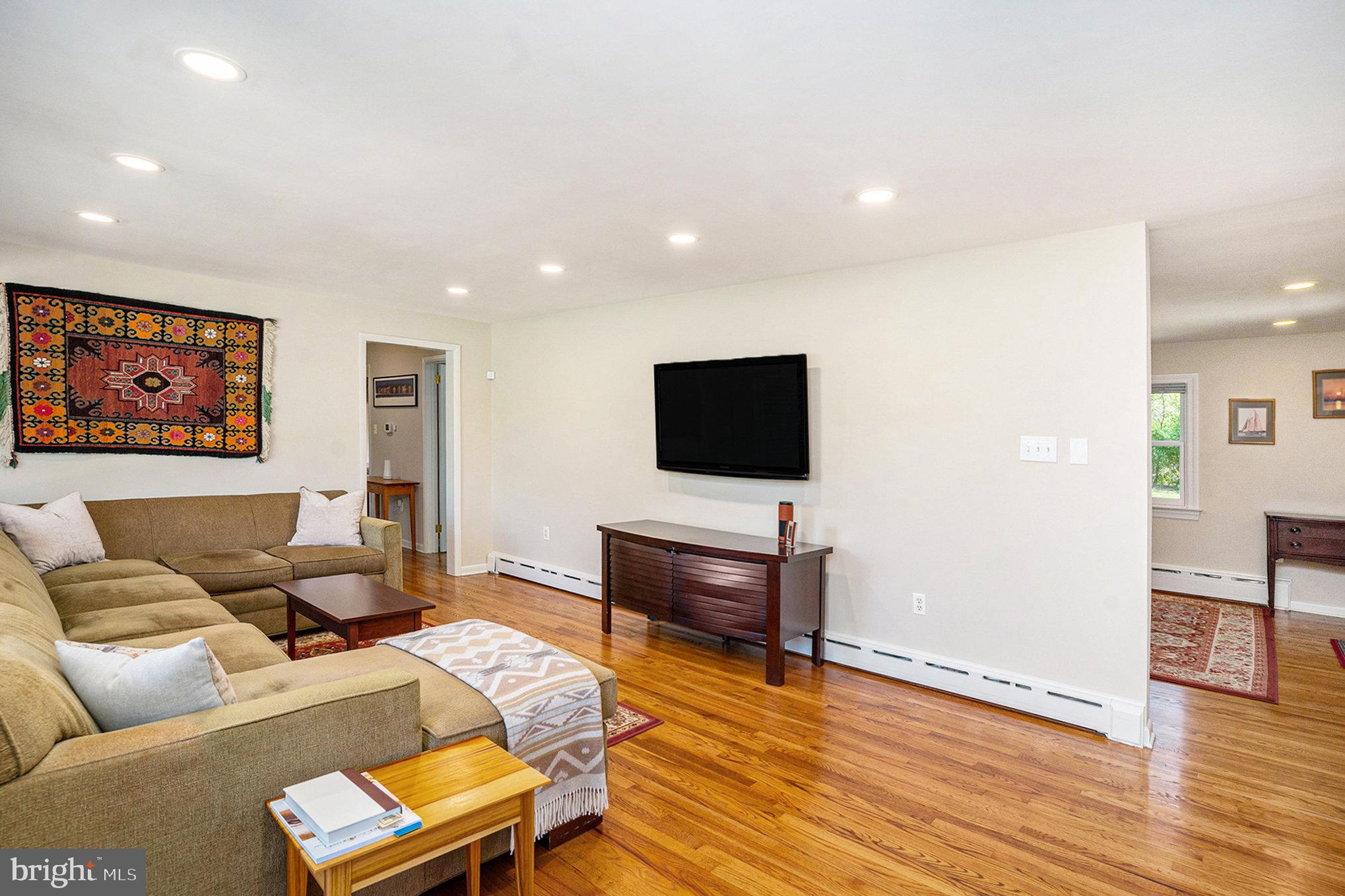 2966 Township Line Road Norristown, PA 19403 - Photo 4 of 29 Living Room