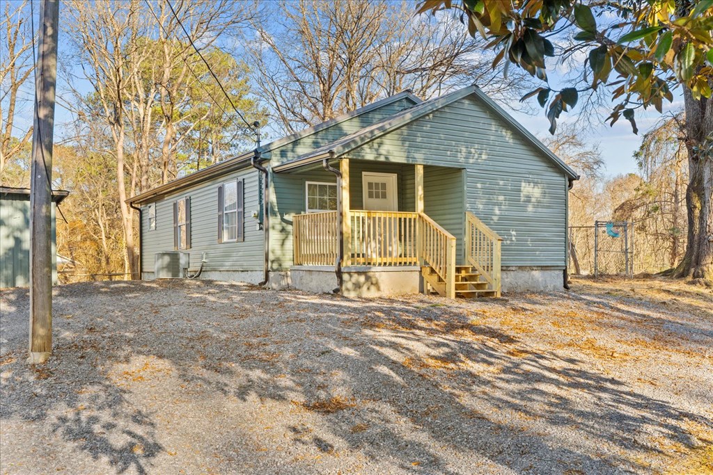 2639 Old Grade Road Dalton, GA 30721 - Photo 3 of 43 Gallery Image 3