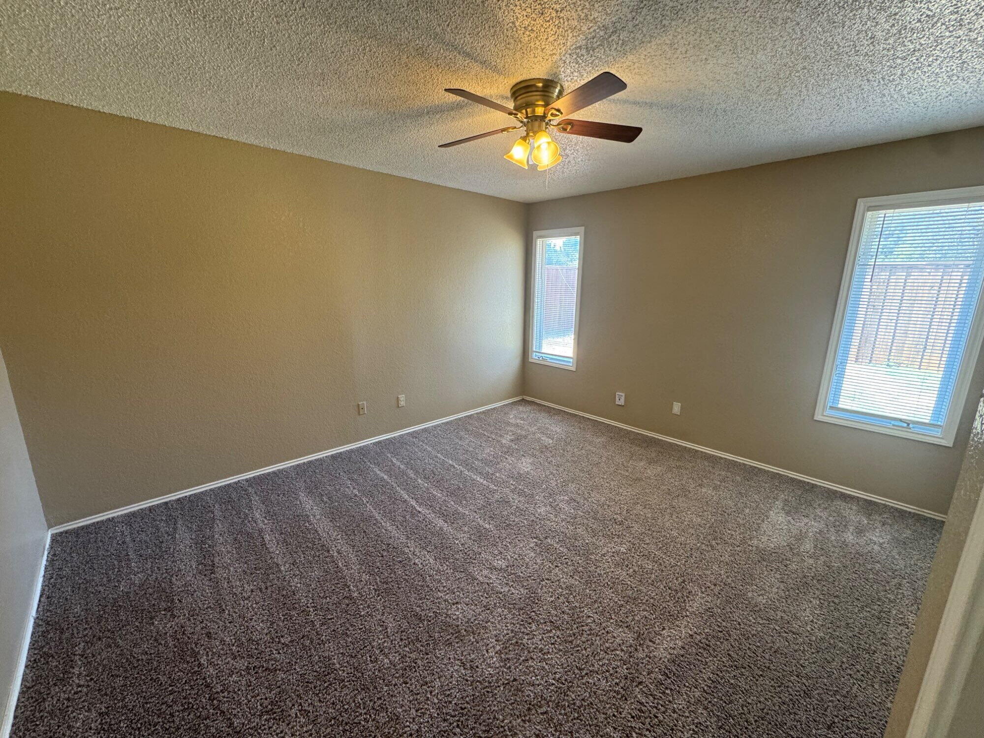 6806 4th Street, Unit B Lubbock, TX 79416 - Photo 6 of 9 IMG_0307