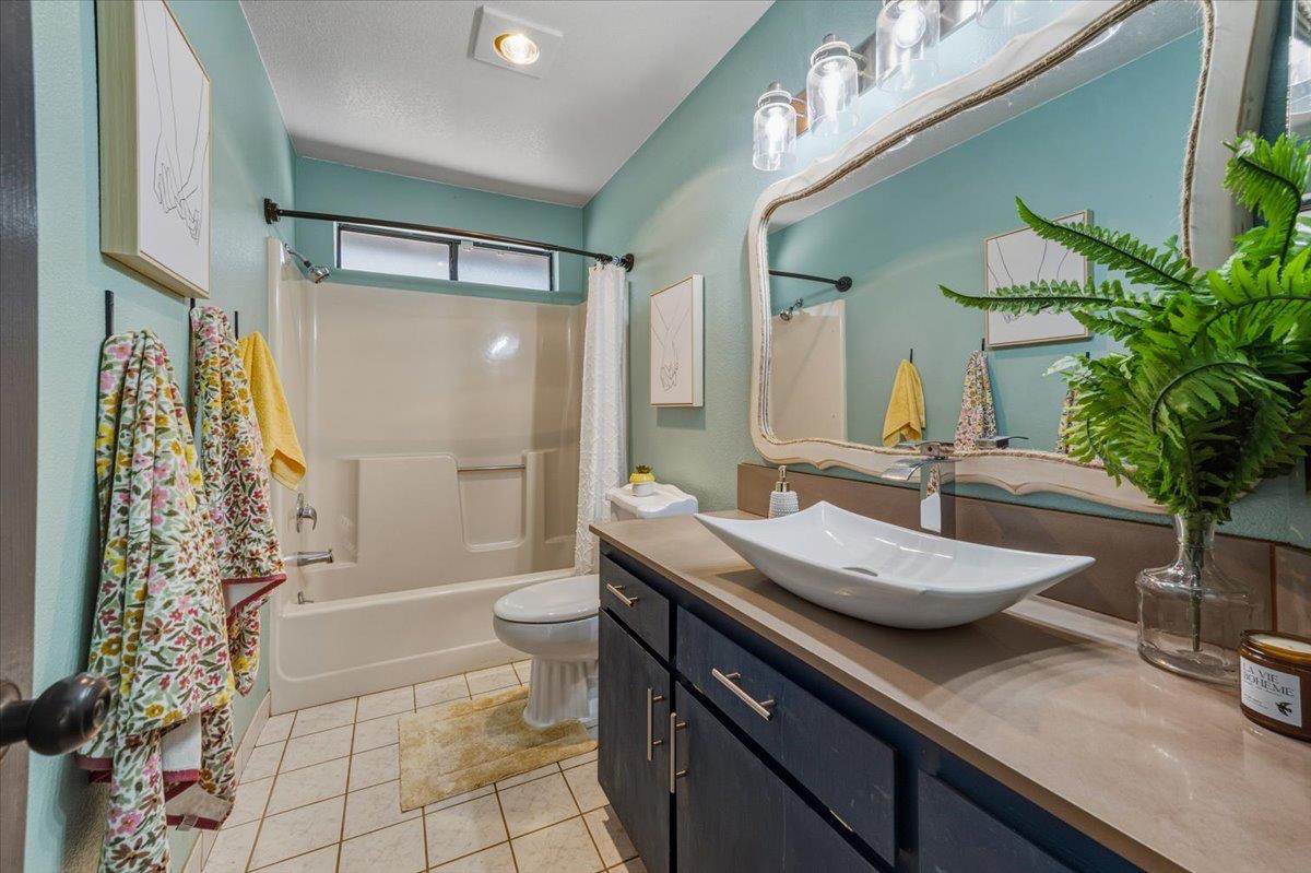 16243 Behr Mountain Road Grass Valley, CA 95945 - Photo 17 of 60