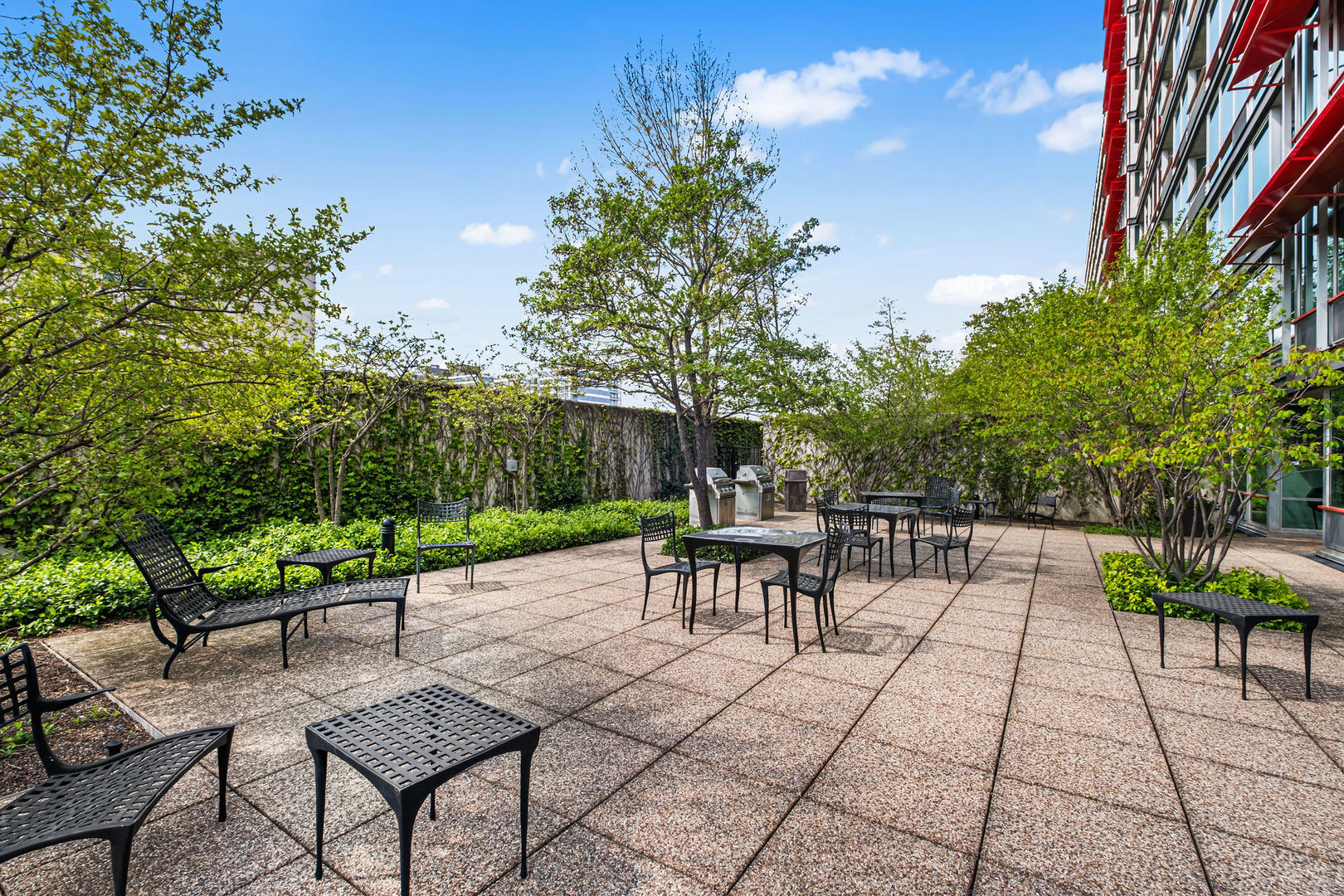 800 Elgin Road, Unit PH19 Evanston, IL 60201 - Photo 25 of 28 Gallery Image 25