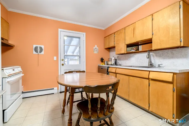 $4,300 | 63 Alpine Street, Stamford, CT 06905