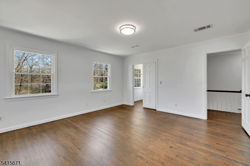 54 Robin Glen Road Watchung, NJ 07069 - Photo 33 of 42