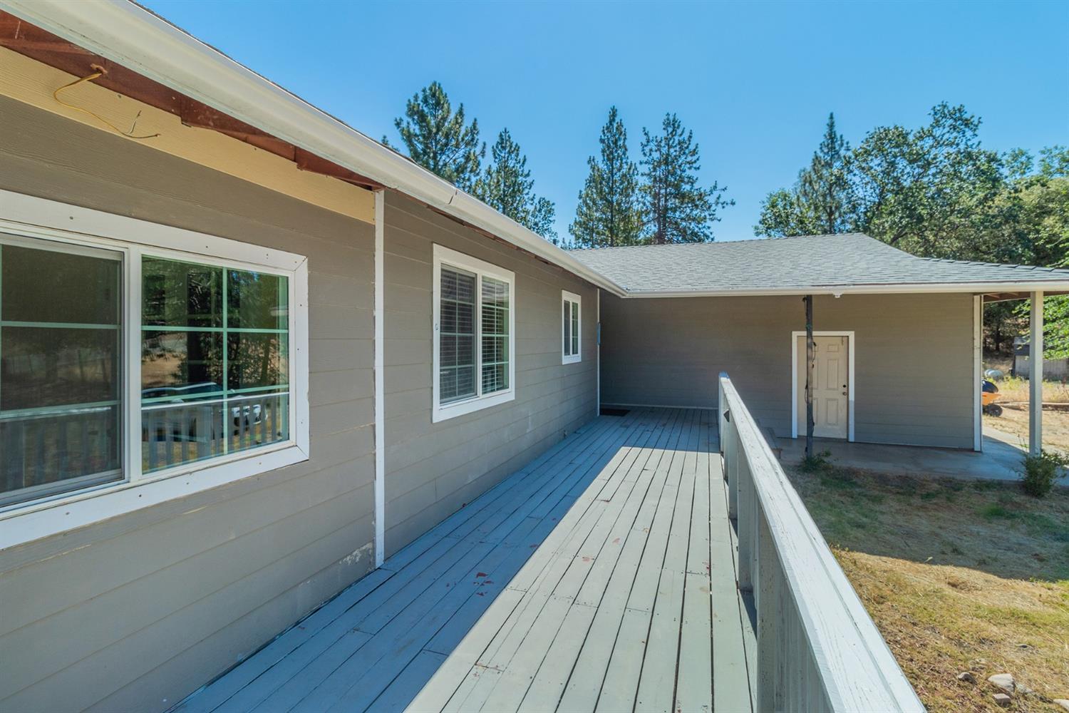 3600 Triangle Road Mariposa, CA 95338 - Photo 4 of 22