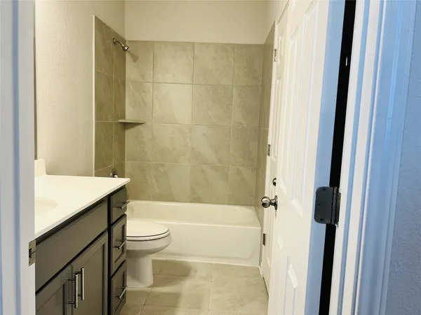 $2,399 | 136 MacArthur Drive, Leander, TX 78641