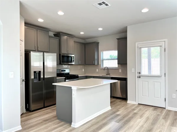 $2,399 | 136 MacArthur Drive, Leander, TX 78641