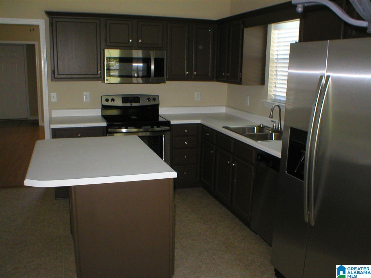 101 Timberleaf Circle Alabaster, AL 35007 - Photo 21 of 41