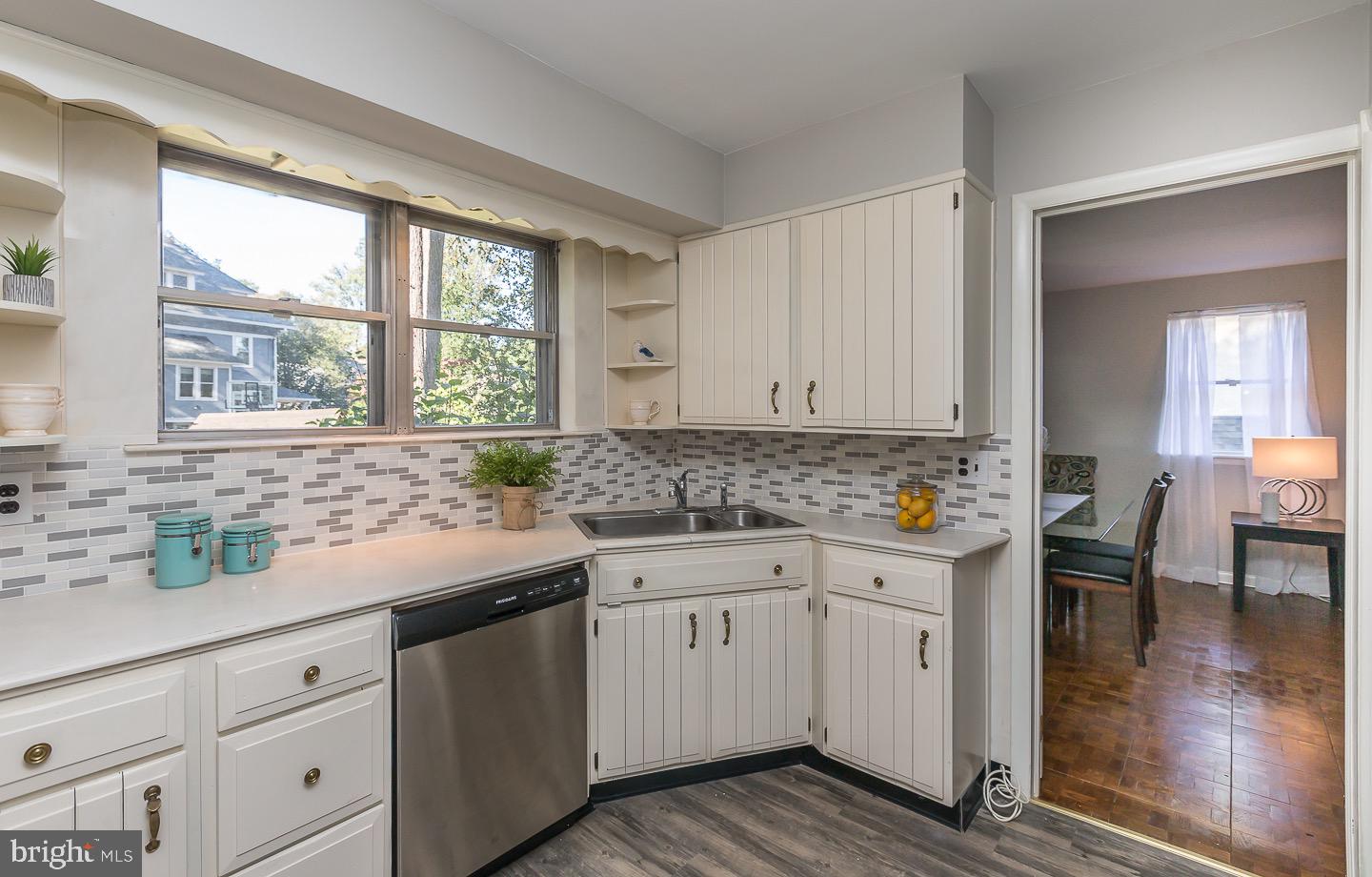 1312 Edgewood Road Havertown, PA 19083 - Photo 9 of 32