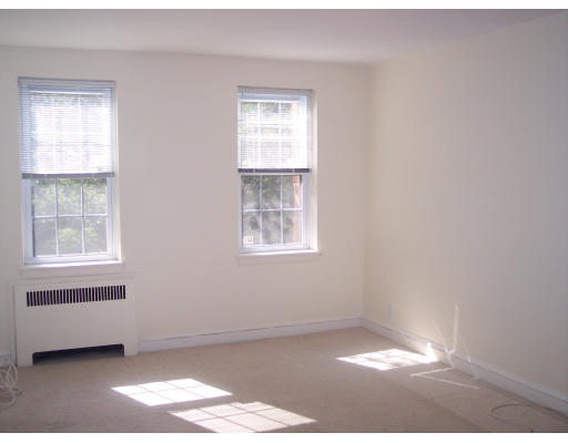 14 Ware Street, Unit 24 Cambridge, MA 02138 - Photo 7 of 10