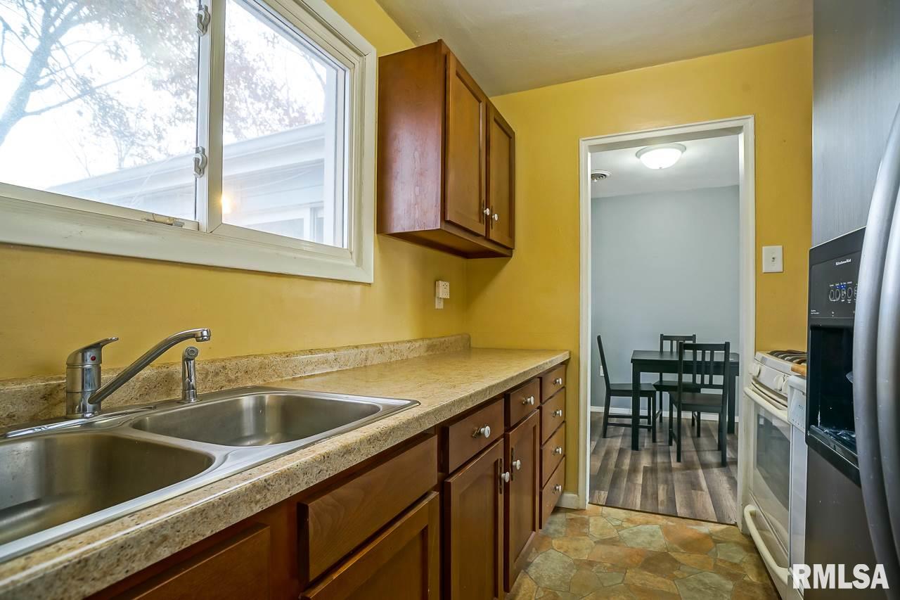 203 Rogers Road Marquette Heights, IL 61554 - Photo 13 of 36 Gallery Image 13