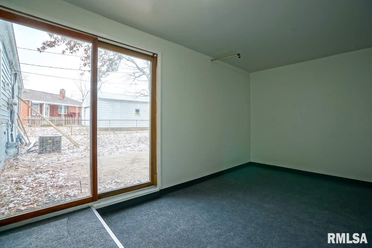 203 Rogers Road Marquette Heights, IL 61554 - Photo 25 of 36 Gallery Image 25