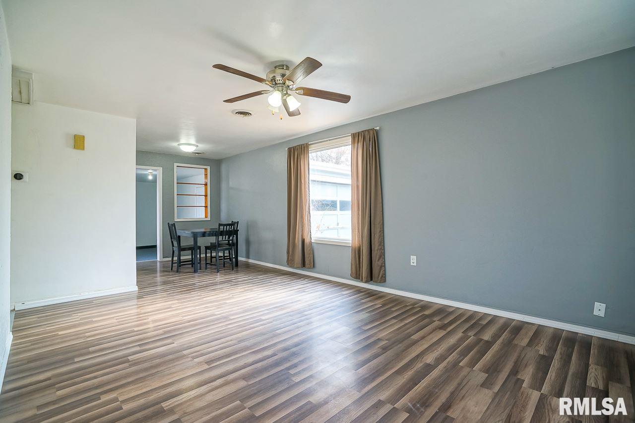 203 Rogers Road Marquette Heights, IL 61554 - Photo 3 of 36 Gallery Image 3