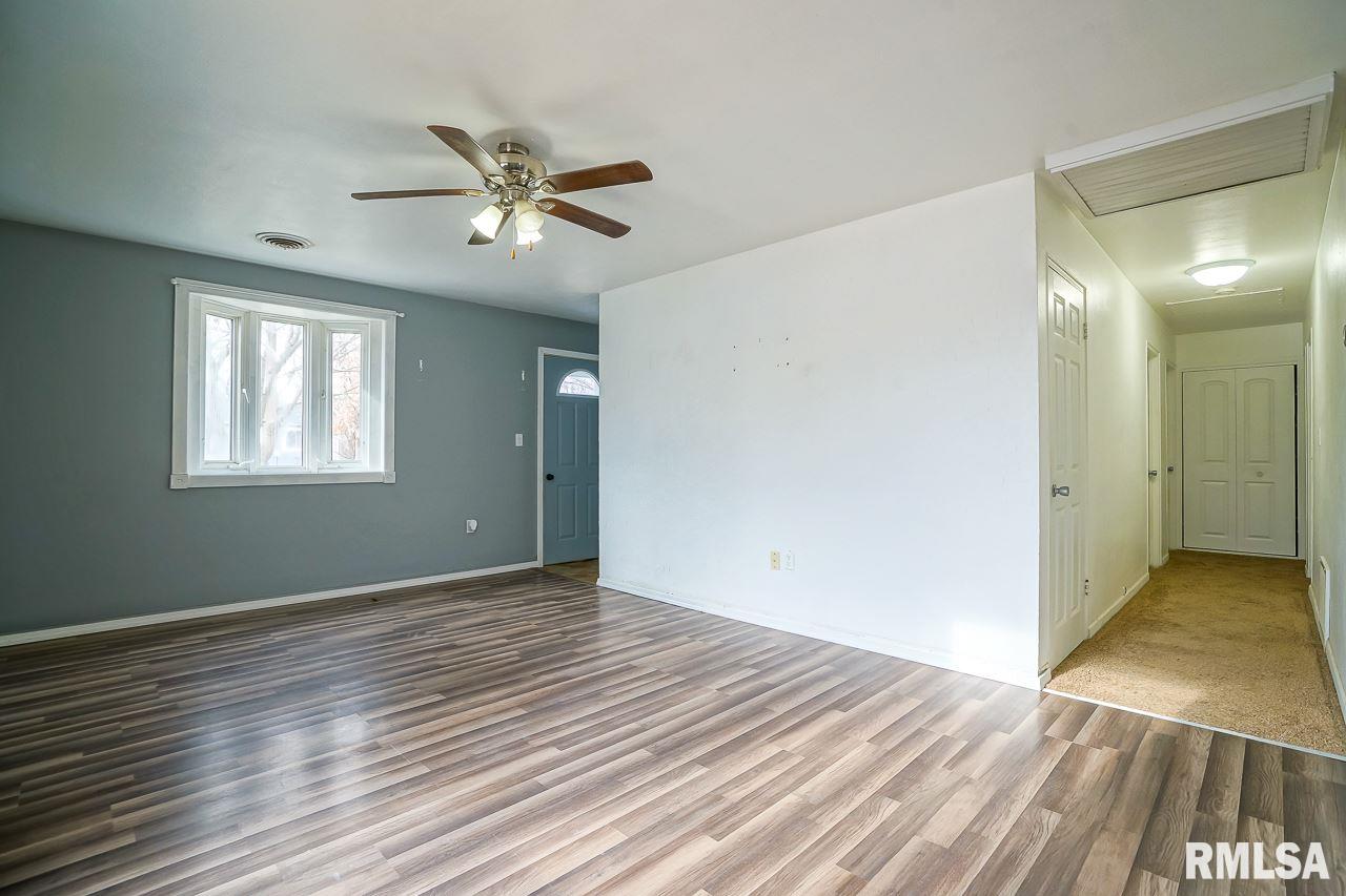 203 Rogers Road Marquette Heights, IL 61554 - Photo 5 of 36 Gallery Image 5