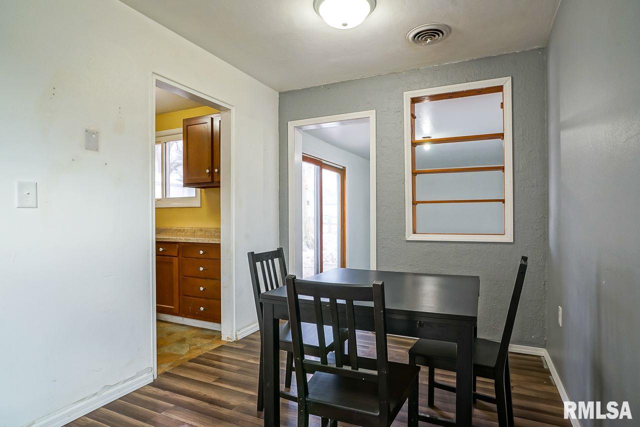 203 Rogers Road Marquette Heights, IL 61554 - Photo 8 of 36 Gallery Image 8