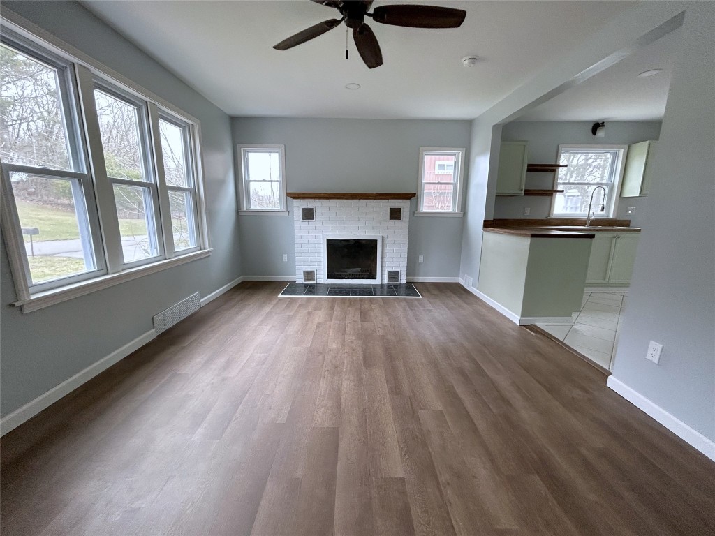 49 Wallace Road Binghamton, NY 13905 - Photo 2 of 30