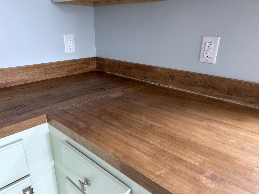 49 Wallace Road Binghamton, NY 13905 - Photo 7 of 30