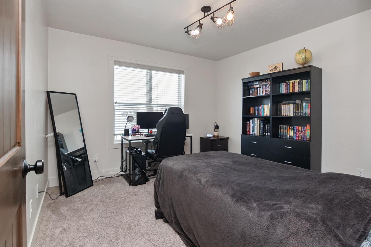 W5598 Hoelzel Way Appleton, WI 54915 - Photo 33 of 64