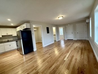 415 Danforth Street, Unit 3 Taunton, MA 02780 - Photo 2 of 9