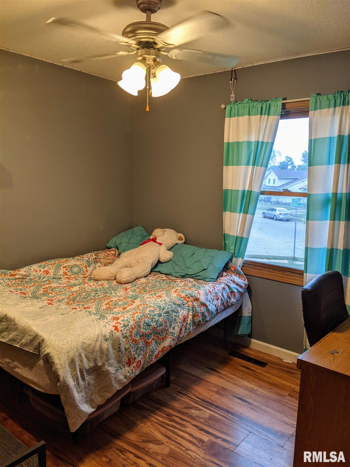 3404 Ridge Court Davenport, IA 52806 - Photo 11 of 28 Gallery Image 11