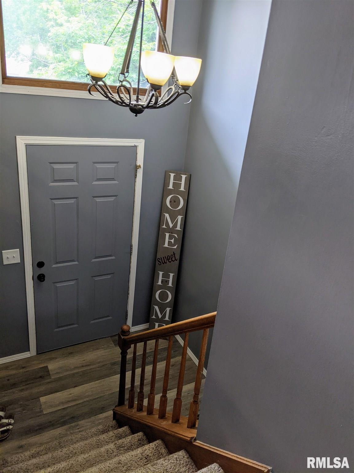 3404 Ridge Court Davenport, IA 52806 - Photo 16 of 28 Gallery Image 16