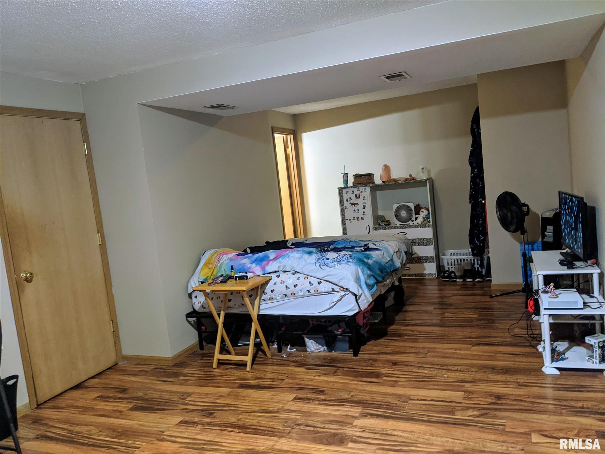 3404 Ridge Court Davenport, IA 52806 - Photo 20 of 28 Gallery Image 20