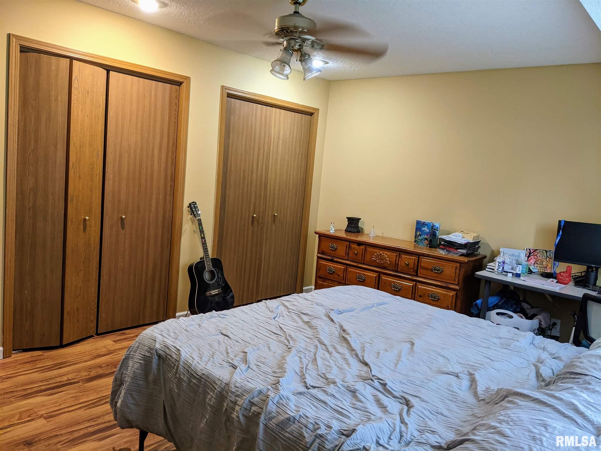3404 Ridge Court Davenport, IA 52806 - Photo 9 of 28 Gallery Image 9