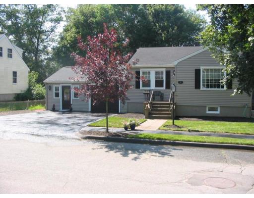 5 Cleveland Road Beverly, MA 01915 - Photo 1 of 5 Gallery Image 1