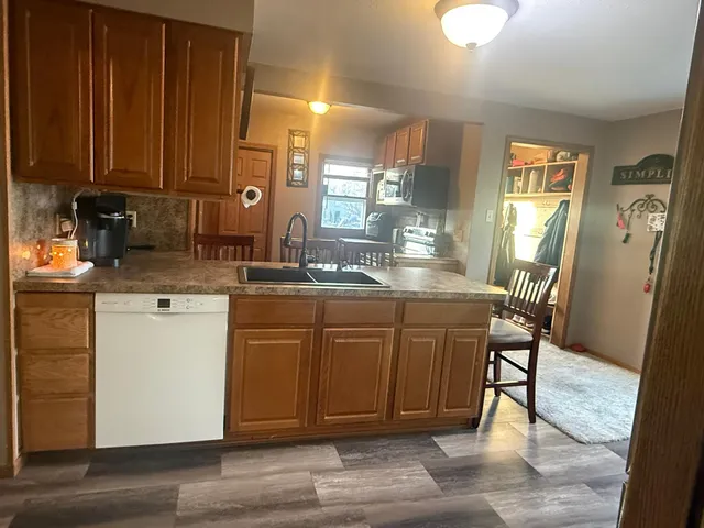 $275,000 | 102 Northeast 7th Street, Fulda, MN 56131