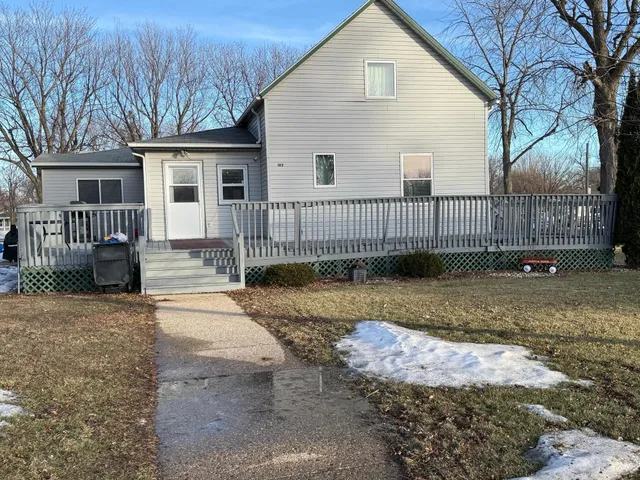 $275,000 | 102 Northeast 7th Street, Fulda, MN 56131