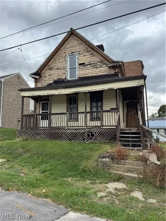 $29,000 | 806 Carlisle Street, Martins Ferry, OH 43935