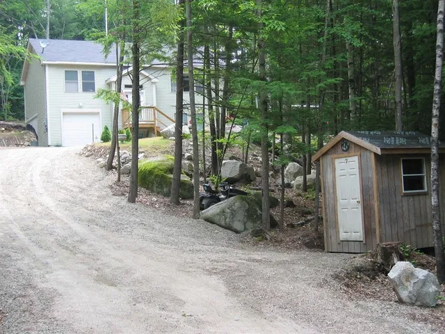 $1,000 | 7 Sunnyview Drive, Unit B, Ossipee, NH 03864