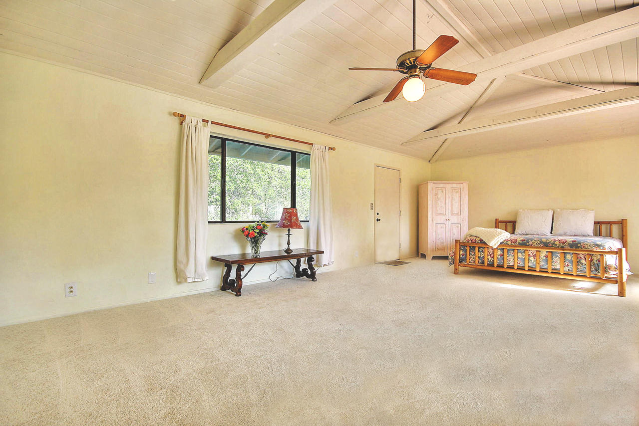 2727 East Valley Road Montecito, CA 93108 - Photo 18 of 26 Bonus_Media_Room_2727_EVR_Montecito_Team