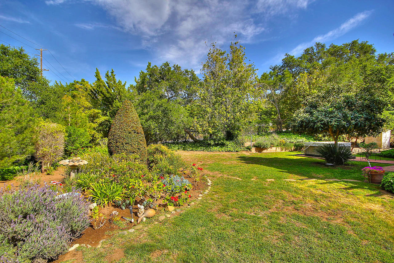 2727 East Valley Road Montecito, CA 93108 - Photo 24 of 26 Backyard_South_Facing_2727_EVR_Montecito