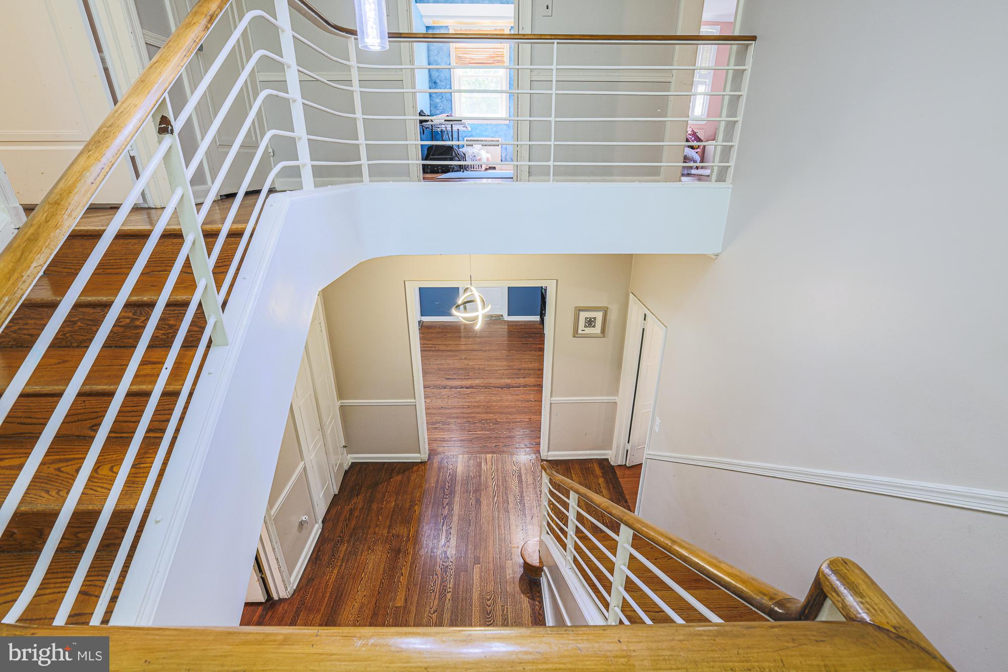 3305 Bancroft Road Baltimore, MD 21215 - Photo 46 of 61 Elegant staircase with modern charm.