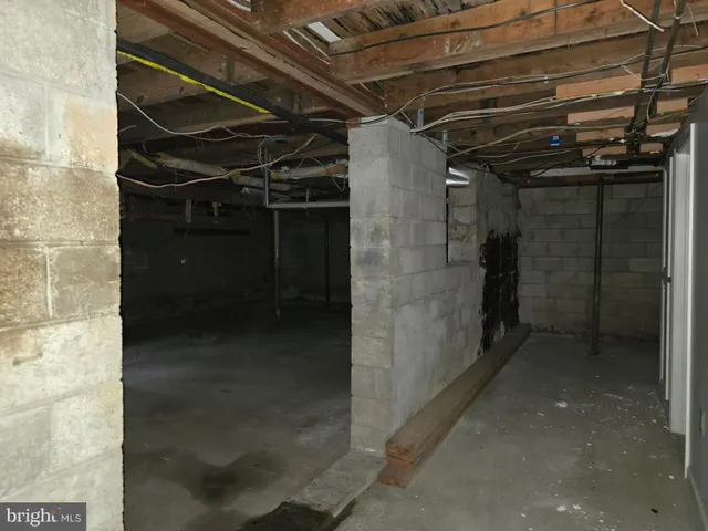 a view of empty room