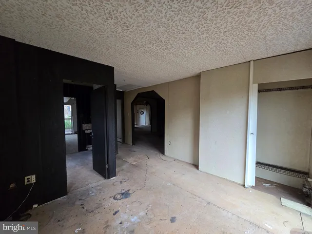 an empty room with closet