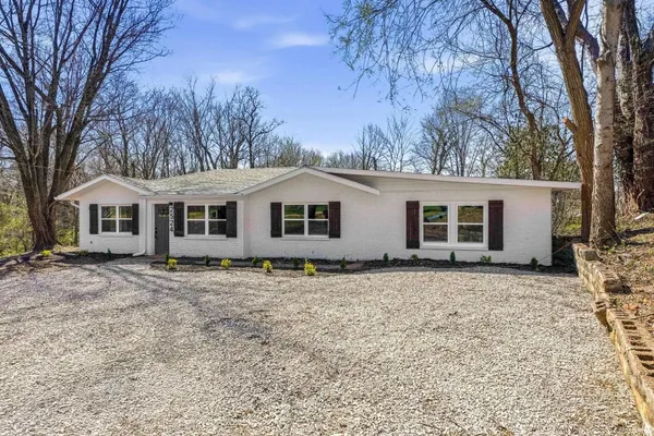 $299,900 | 2524 Diefenbach Road, Evansville, IN 47720