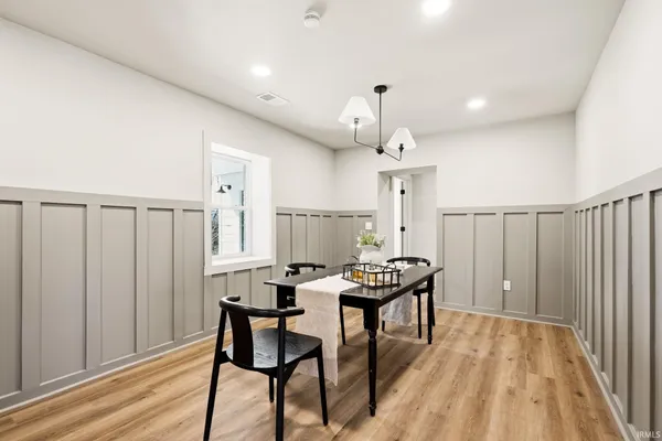 $299,900 | 2524 Diefenbach Road, Evansville, IN 47720
