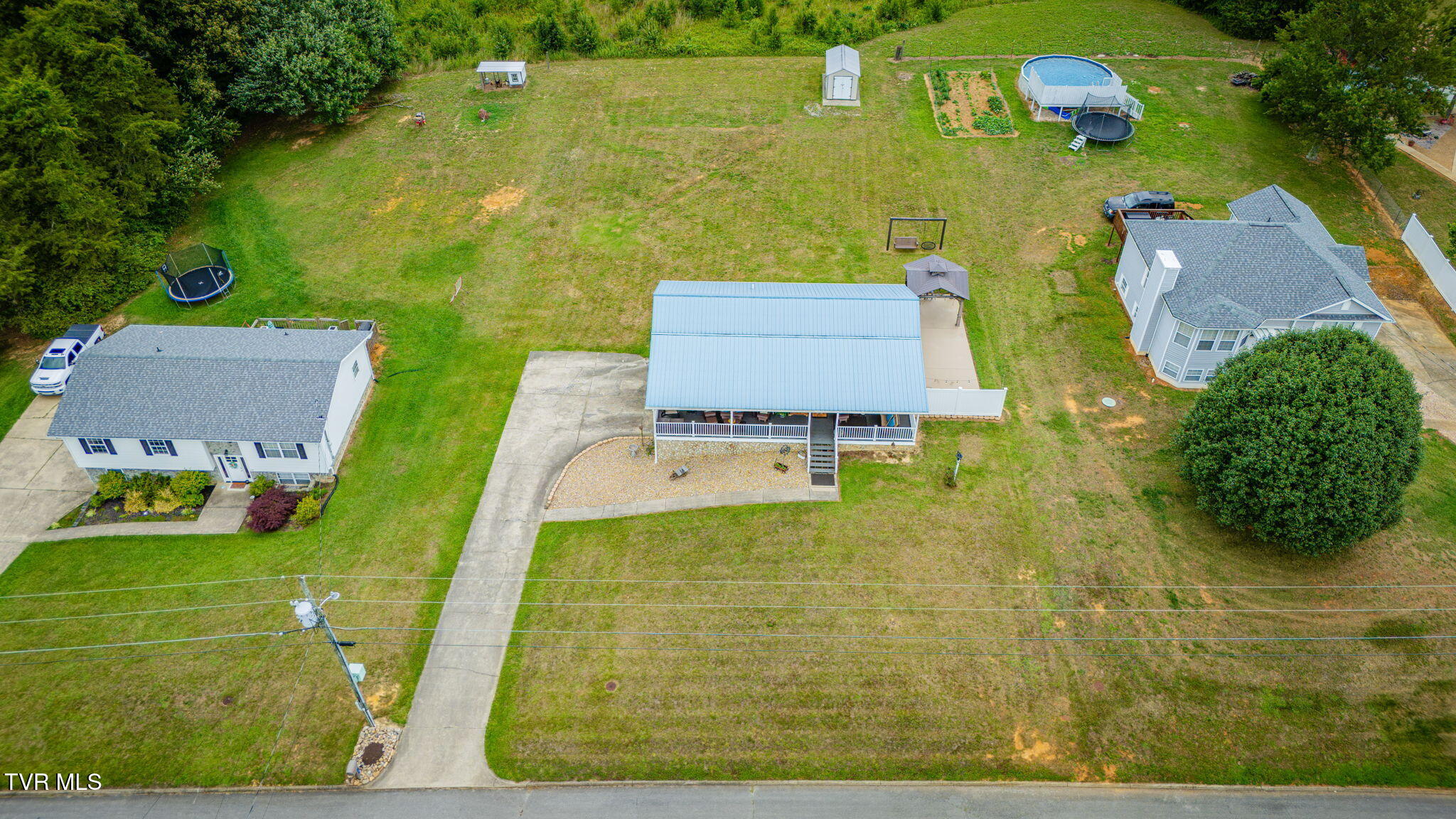 69 Pine Ridge Drive Afton, TN 37616 - Photo 31 of 38 101 (14)