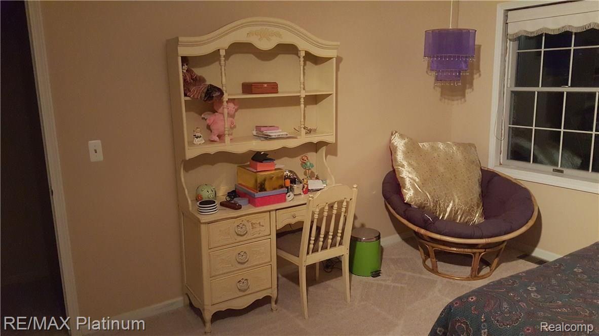 7134 Bergin Road Howell, MI 48843 - Photo 9 of 20 20151118_180107 (2).jpg