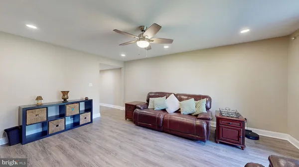 $269,900 | 115 East Kings Highway, Unit 325, Maple Shade, NJ 08052