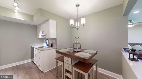 $269,900 | 115 East Kings Highway, Unit 325, Maple Shade, NJ 08052