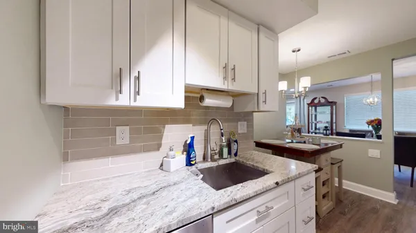 $269,900 | 115 East Kings Highway, Unit 325, Maple Shade, NJ 08052