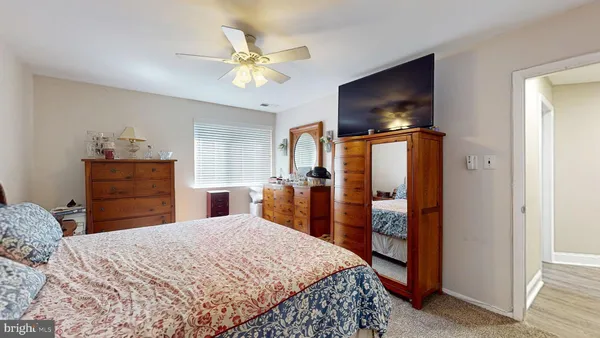 $269,900 | 115 East Kings Highway, Unit 325, Maple Shade, NJ 08052